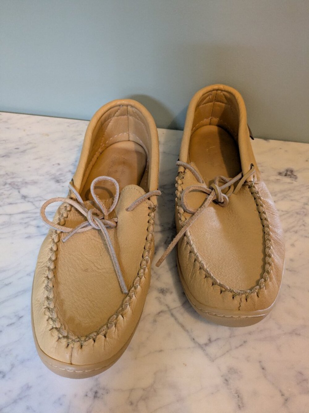 Men’s Laurentian Chief Leather Driving Moccasins – Size 11 – Made in Canada